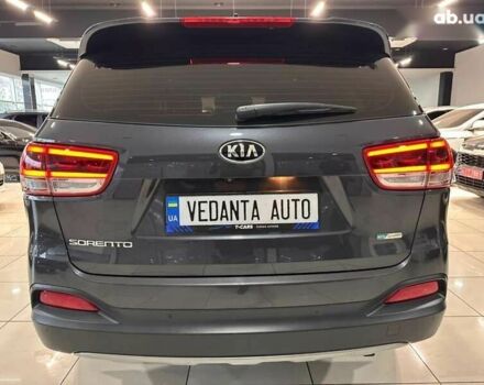 Киа Соренто, объемом двигателя 2 л и пробегом 158 тыс. км за 18900 $, фото 4 на Automoto.ua
