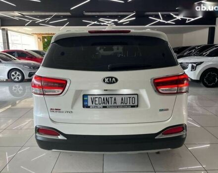 Киа Соренто, объемом двигателя 2.2 л и пробегом 250 тыс. км за 19000 $, фото 4 на Automoto.ua