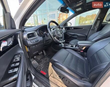 Киа Соренто, объемом двигателя 0 л и пробегом 105 тыс. км за 16500 $, фото 11 на Automoto.ua