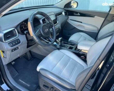 Киа Соренто, объемом двигателя 3.3 л и пробегом 217 тыс. км за 13199 $, фото 23 на Automoto.ua