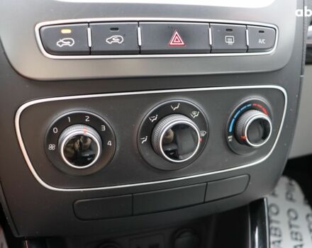 Киа Соренто, объемом двигателя 2.4 л и пробегом 77 тыс. км за 12900 $, фото 15 на Automoto.ua