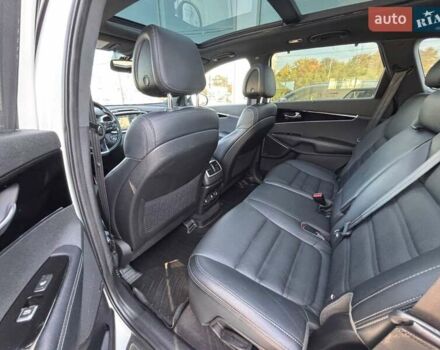 Киа Соренто, объемом двигателя 0 л и пробегом 105 тыс. км за 16500 $, фото 15 на Automoto.ua