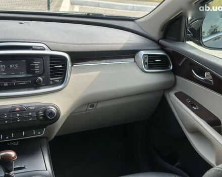 Кіа Соренто, об'ємом двигуна 2.4 л та пробігом 133 тис. км за 13400 $, фото 22 на Automoto.ua