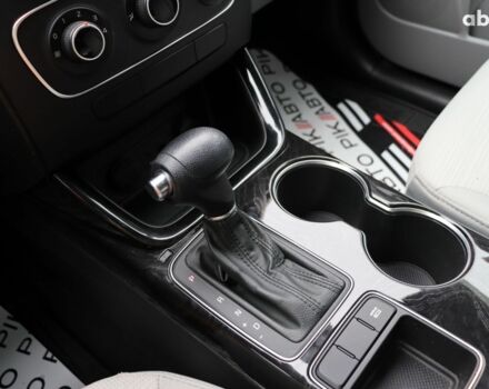 Киа Соренто, объемом двигателя 2.4 л и пробегом 77 тыс. км за 12900 $, фото 10 на Automoto.ua