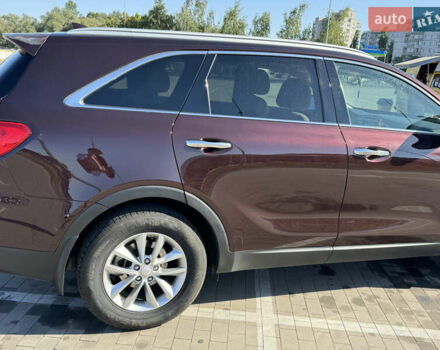 Киа Соренто, объемом двигателя 2.4 л и пробегом 160 тыс. км за 16000 $, фото 3 на Automoto.ua