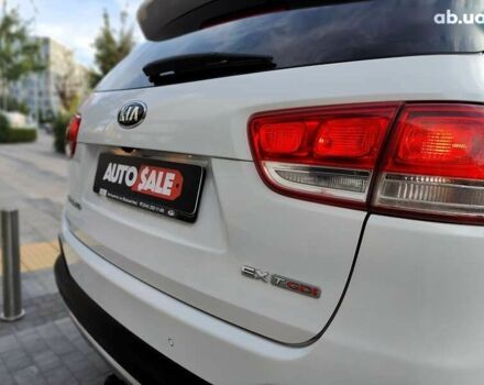 Кіа Соренто, об'ємом двигуна 2 л та пробігом 187 тис. км за 12990 $, фото 17 на Automoto.ua