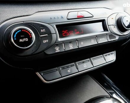 Киа Соренто, объемом двигателя 2.2 л и пробегом 203 тыс. км за 17700 $, фото 26 на Automoto.ua