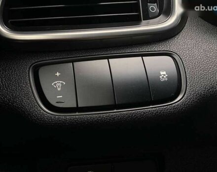 Киа Соренто, объемом двигателя 3.3 л и пробегом 198 тыс. км за 12800 $, фото 27 на Automoto.ua