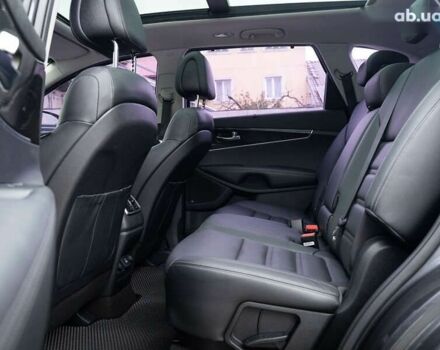 Кіа Соренто, об'ємом двигуна 2 л та пробігом 169 тис. км за 20500 $, фото 23 на Automoto.ua