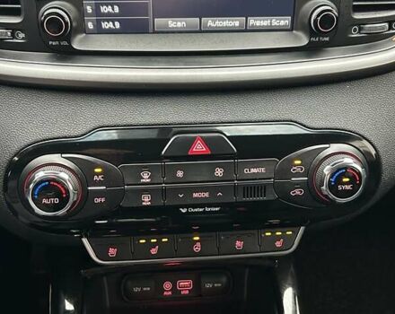 Киа Соренто, объемом двигателя 2 л и пробегом 190 тыс. км за 17999 $, фото 19 на Automoto.ua