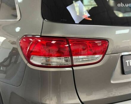 Киа Соренто, объемом двигателя 2 л и пробегом 168 тыс. км за 14990 $, фото 9 на Automoto.ua