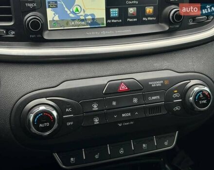 Киа Соренто, объемом двигателя 2 л и пробегом 132 тыс. км за 17500 $, фото 17 на Automoto.ua