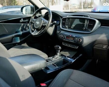 Киа Соренто, объемом двигателя 2.2 л и пробегом 204 тыс. км за 17999 $, фото 29 на Automoto.ua