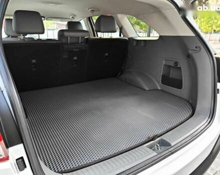 Кіа Соренто, об'ємом двигуна 2 л та пробігом 187 тис. км за 12990 $, фото 15 на Automoto.ua