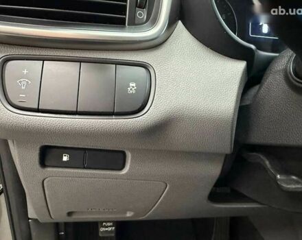 Киа Соренто, объемом двигателя 2 л и пробегом 168 тыс. км за 14990 $, фото 16 на Automoto.ua