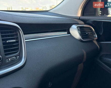 Кіа Соренто, об'ємом двигуна 2.2 л та пробігом 191 тис. км за 19900 $, фото 31 на Automoto.ua