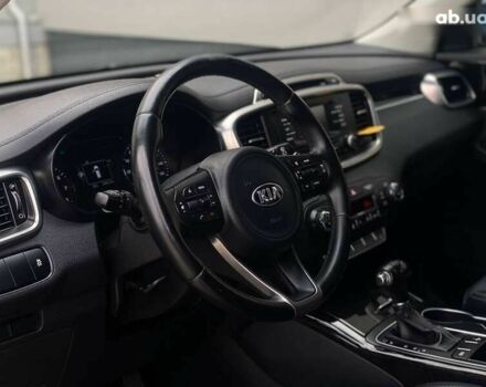 Киа Соренто, объемом двигателя 3.3 л и пробегом 198 тыс. км за 12800 $, фото 16 на Automoto.ua