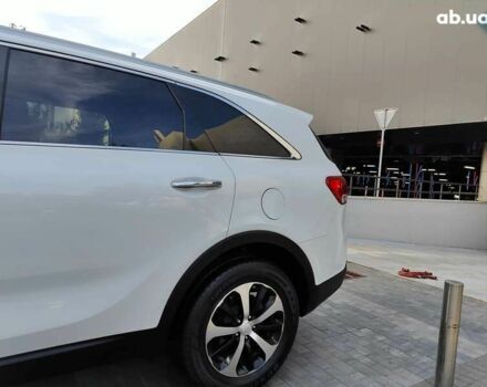 Кіа Соренто, об'ємом двигуна 2 л та пробігом 187 тис. км за 12990 $, фото 6 на Automoto.ua