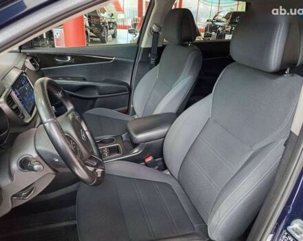 Киа Соренто, объемом двигателя 2.4 л и пробегом 151 тыс. км за 16200 $, фото 16 на Automoto.ua