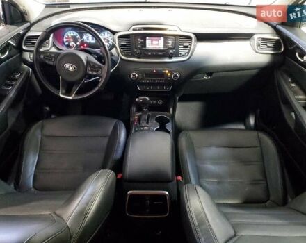 Киа Соренто, объемом двигателя 2 л и пробегом 98 тыс. км за 2000 $, фото 7 на Automoto.ua