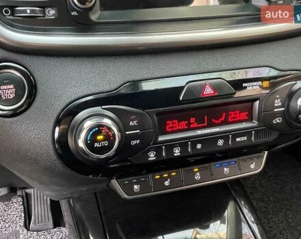 Киа Соренто, объемом двигателя 2.2 л и пробегом 126 тыс. км за 21600 $, фото 15 на Automoto.ua