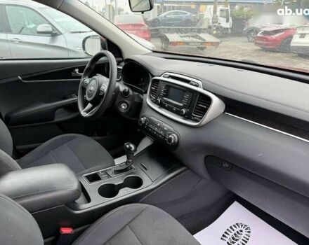 Кіа Соренто, об'ємом двигуна 2.4 л та пробігом 109 тис. км за 10900 $, фото 16 на Automoto.ua