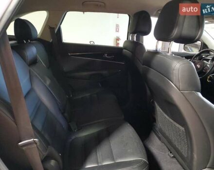 Киа Соренто, объемом двигателя 2 л и пробегом 98 тыс. км за 2000 $, фото 10 на Automoto.ua