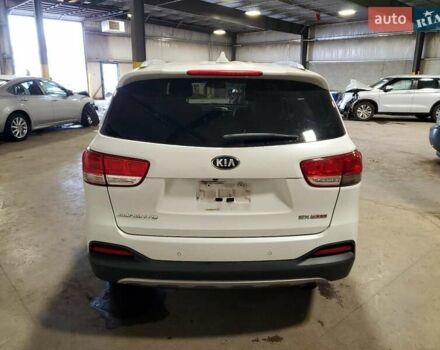 Киа Соренто, объемом двигателя 2 л и пробегом 98 тыс. км за 2000 $, фото 2 на Automoto.ua