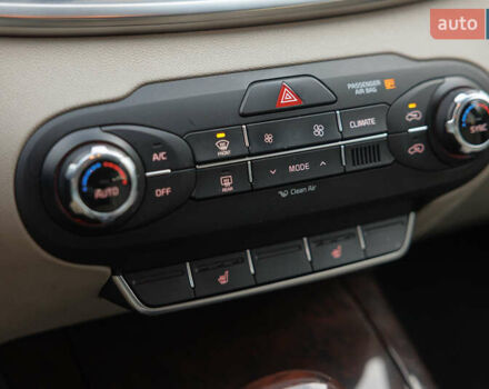 Киа Соренто, объемом двигателя 2 л и пробегом 136 тыс. км за 15999 $, фото 20 на Automoto.ua