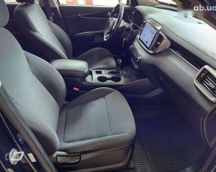 Киа Соренто, объемом двигателя 2.4 л и пробегом 151 тыс. км за 16200 $, фото 22 на Automoto.ua