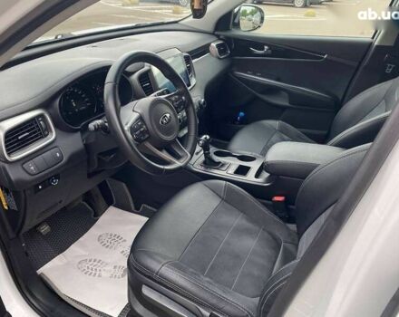 Кіа Соренто, об'ємом двигуна 0 л та пробігом 83 тис. км за 18700 $, фото 8 на Automoto.ua