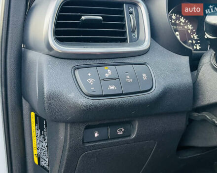 Киа Соренто, объемом двигателя 3.3 л и пробегом 163 тыс. км за 19900 $, фото 32 на Automoto.ua