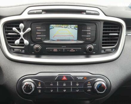 Кіа Соренто, об'ємом двигуна 2.4 л та пробігом 141 тис. км за 14700 $, фото 16 на Automoto.ua