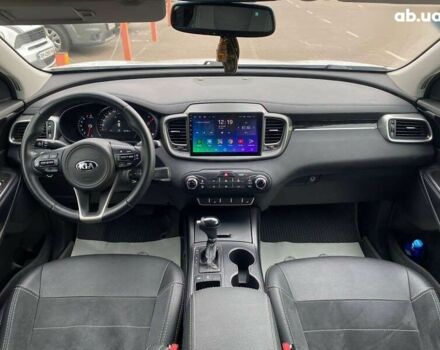 Киа Соренто, объемом двигателя 0 л и пробегом 83 тыс. км за 18500 $, фото 10 на Automoto.ua