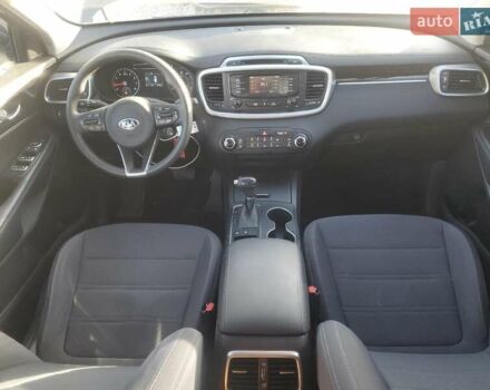Киа Соренто, объемом двигателя 2.4 л и пробегом 97 тыс. км за 12600 $, фото 3 на Automoto.ua