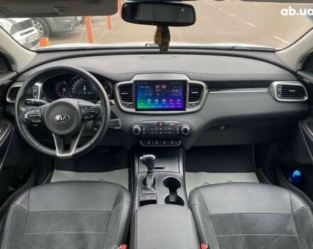 Кіа Соренто, об'ємом двигуна 0 л та пробігом 83 тис. км за 18700 $, фото 10 на Automoto.ua