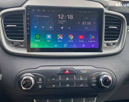 Кіа Соренто, об'ємом двигуна 0 л та пробігом 83 тис. км за 18700 $, фото 13 на Automoto.ua