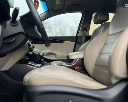 Кіа Соренто, об'ємом двигуна 2 л та пробігом 80 тис. км за 17700 $, фото 8 на Automoto.ua