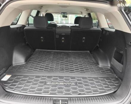 Кіа Соренто, об'ємом двигуна 2.4 л та пробігом 141 тис. км за 14700 $, фото 22 на Automoto.ua