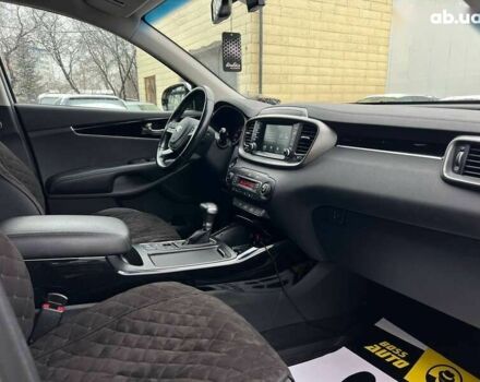 Киа Соренто, объемом двигателя 2.2 л и пробегом 51 тыс. км за 31000 $, фото 24 на Automoto.ua