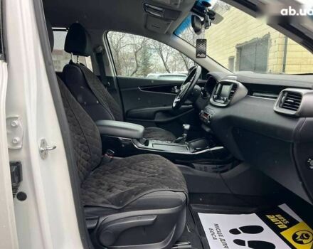 Киа Соренто, объемом двигателя 2.2 л и пробегом 51 тыс. км за 31000 $, фото 25 на Automoto.ua