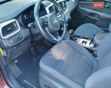 Киа Соренто, объемом двигателя 2.4 л и пробегом 45 тыс. км за 17000 $, фото 6 на Automoto.ua