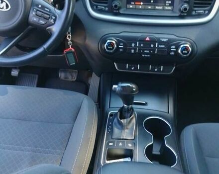 Киа Соренто, объемом двигателя 2.4 л и пробегом 45 тыс. км за 17000 $, фото 11 на Automoto.ua
