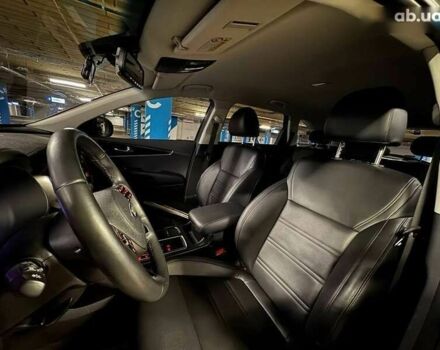 Киа Соренто, объемом двигателя 2 л и пробегом 131 тыс. км за 26300 $, фото 15 на Automoto.ua