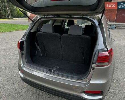 Киа Соренто, объемом двигателя 3.3 л и пробегом 169 тыс. км за 15000 $, фото 24 на Automoto.ua