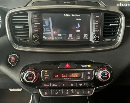 Кіа Соренто, об'ємом двигуна 2 л та пробігом 102 тис. км за 25500 $, фото 16 на Automoto.ua