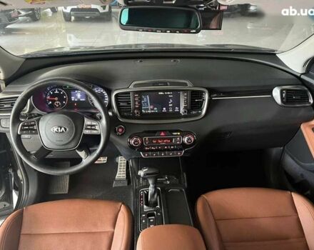 Кіа Соренто, об'ємом двигуна 2 л та пробігом 102 тис. км за 25500 $, фото 19 на Automoto.ua
