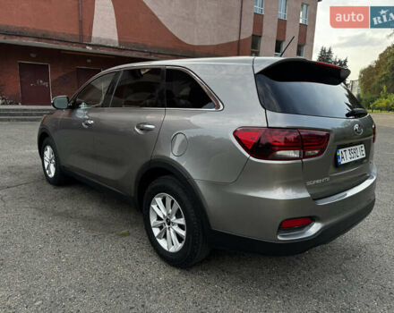 Киа Соренто, объемом двигателя 3.3 л и пробегом 169 тыс. км за 15000 $, фото 8 на Automoto.ua