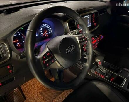 Киа Соренто, объемом двигателя 2 л и пробегом 131 тыс. км за 26300 $, фото 8 на Automoto.ua