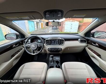 Киа Соренто, объемом двигателя 2.4 л и пробегом 68 тыс. км за 16999 $, фото 8 на Automoto.ua